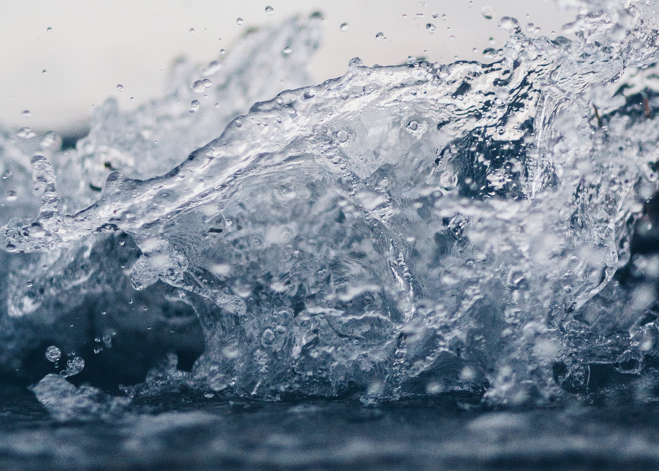 Benefits of mineral bathing, including stress relief